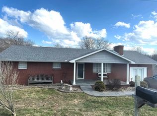 100 Ridge Rd, Russell, KY 41169