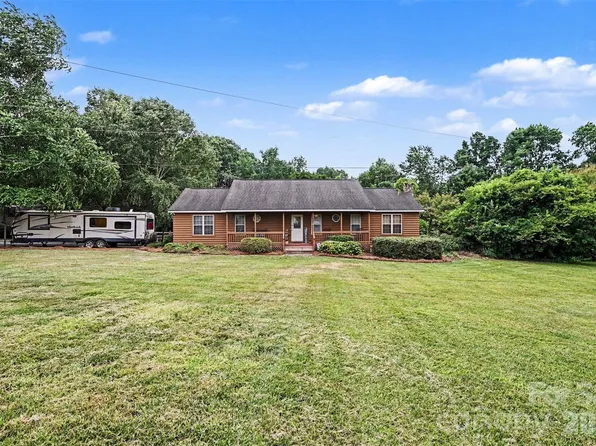 3999 Fincher Rd, Matthews, NC 28104