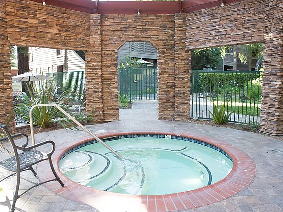 5th image of 638 Teatree Ct