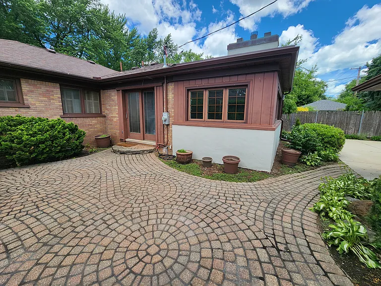 22470 Marter Rd — Photo 9