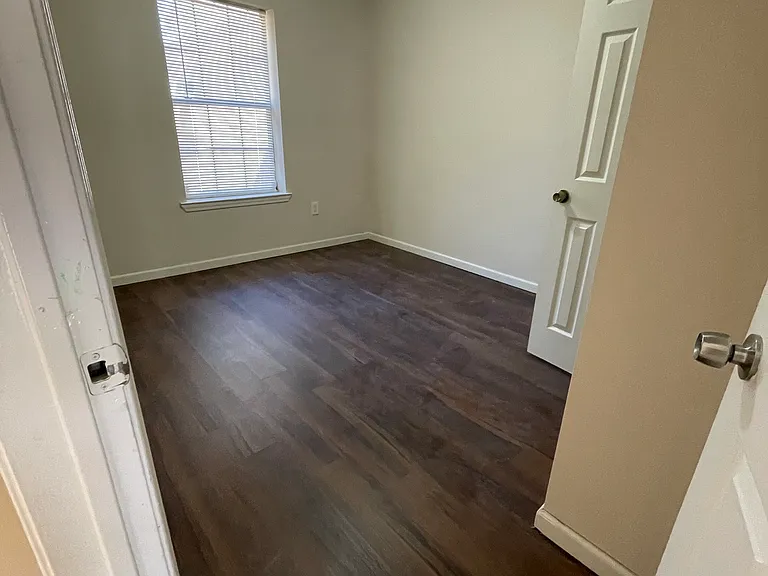 2330 Cades Cove Dr — Photo 7