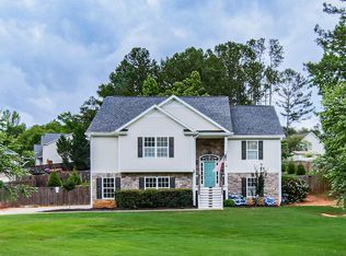 6650 Crest Wood Ln, Douglasville, GA 30135