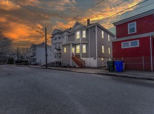 639 Lawton St, Fall River, MA 02721