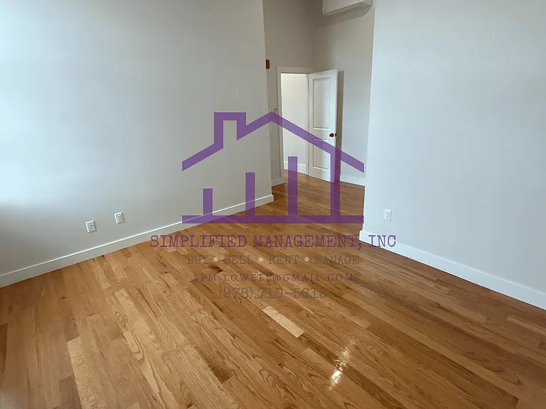 309 Central St #C — Photo 6