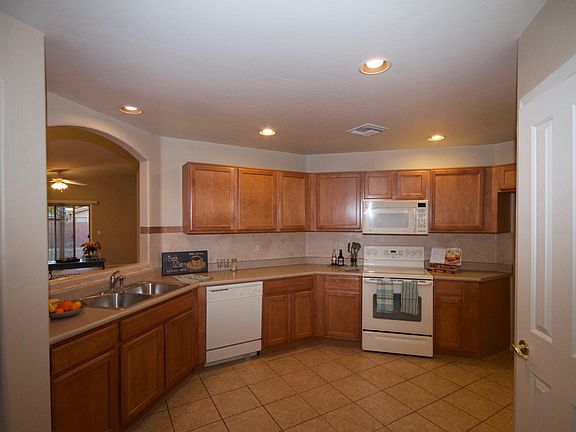 4th image of 7333 E Weeping Willow Dr