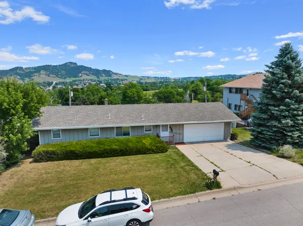 620 University St, Spearfish, SD 57783