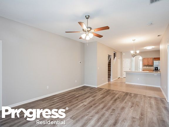 4th image of 11410 Blue Lilac Ave