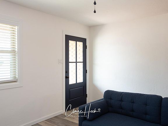 2nd image of 3307 W Louisiana Ave