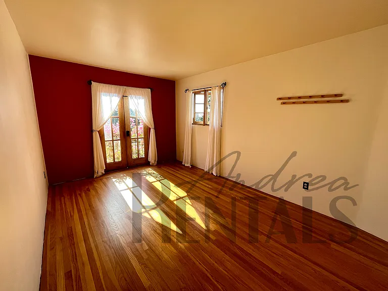111 El Camino Real — Photo 27