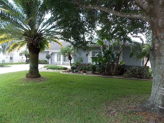 3rd image of 7806 Doral Dr
