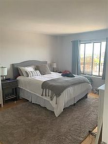 3rd image of 2540 Shore Blvd APT 14B