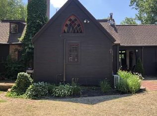 87 Hull St #A, Beverly, MA 01915