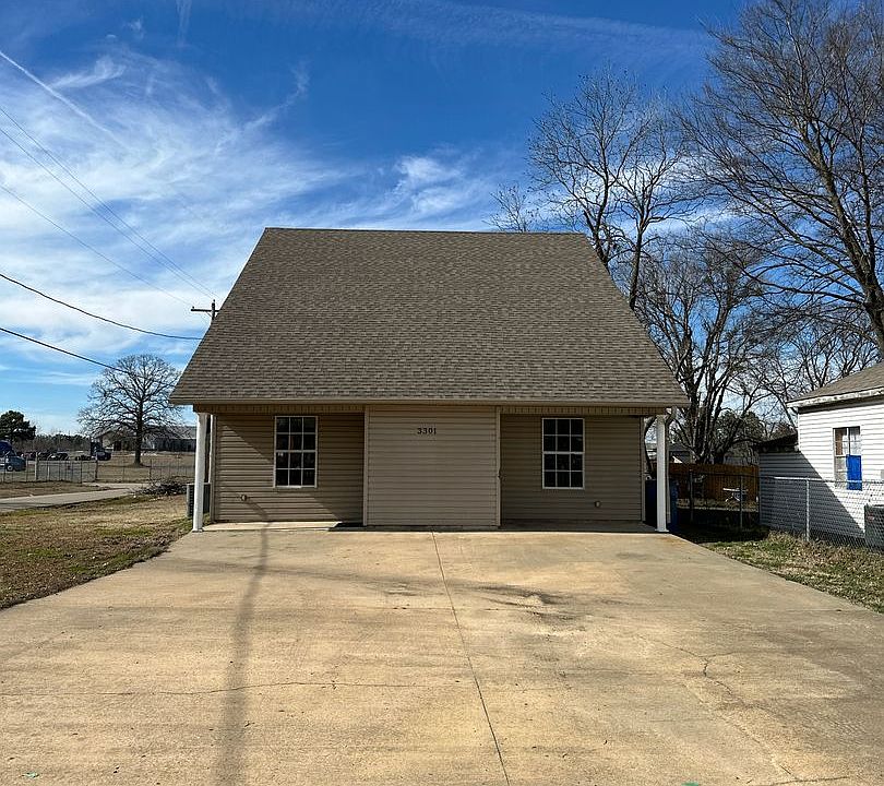1st image of 3301 N 25th St #A