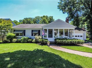 870 Crescent Dr, Rahway, NJ 07065