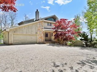 16705 Main Rd, East Marion, NY 11939