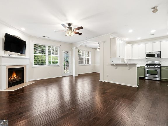 3rd image of 2700 Ridge Run Trl