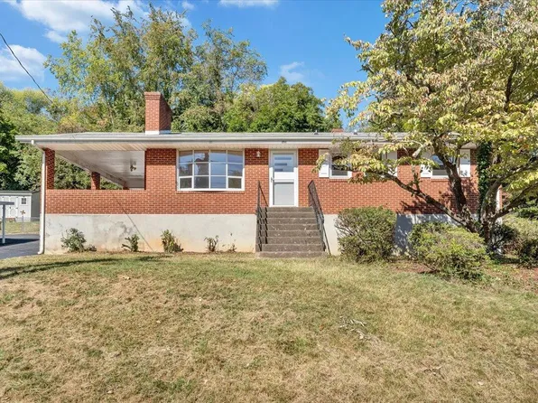 3435 Troxell Rd SE, Roanoke, VA 24014