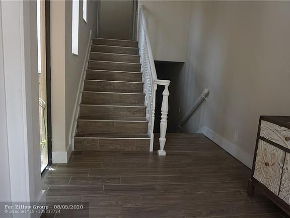 3rd image of 5518 Dogwood Way #5518