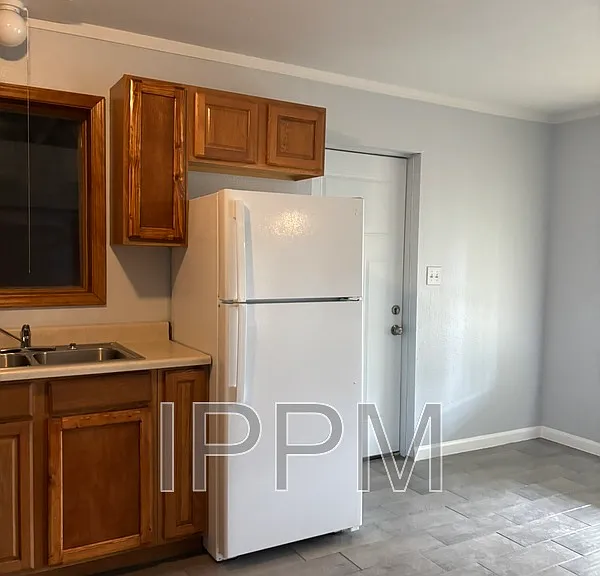 2014 E Monroe Ave — Photo 4