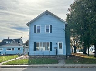 118 W Yuba St, Cuba City, WI 53807
