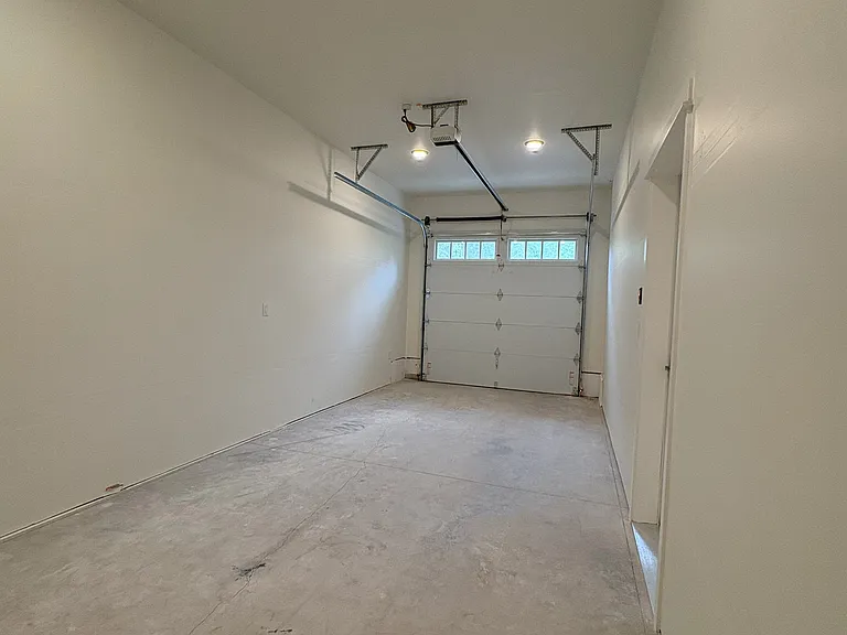 3607 Sussex Dr — Photo 15