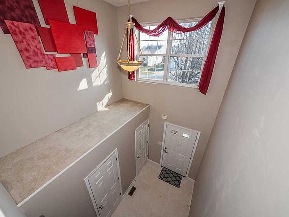 4th image of 8401 Nightshade Dr