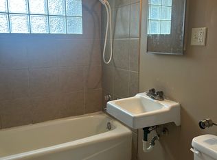 1806 Wayne St APT 1, Bellevue, NE 68005