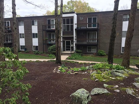 2nd image of 599 Old West Central St APT A10