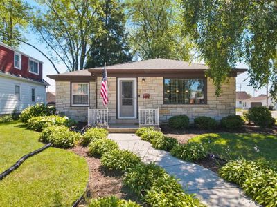 629 Menomonee Ave, South Milwaukee, WI, 53172