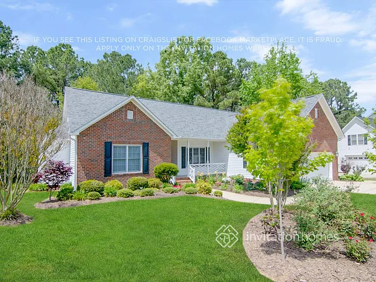 405 Broadmoor Way — Photo 3