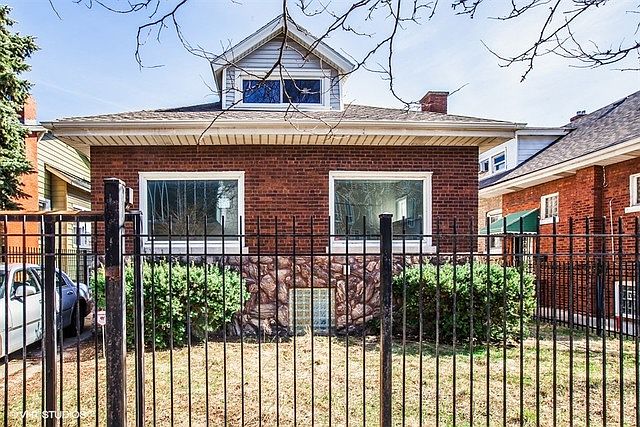1st image of 7527 S Jeffery Blvd