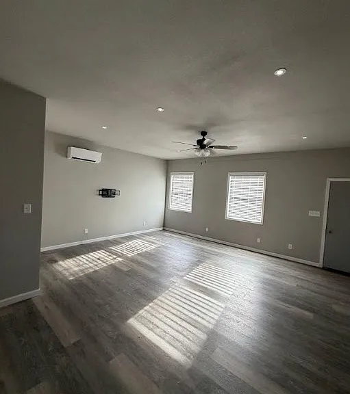 7409 Terry St #7409 — Photo 4