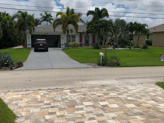 2nd image of 2902 SW 32nd St