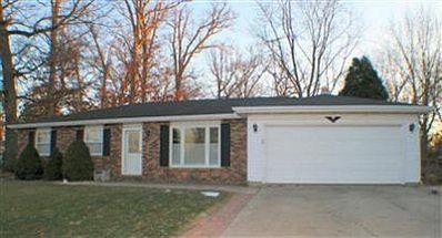 1st image of 112 E Woodview Ct