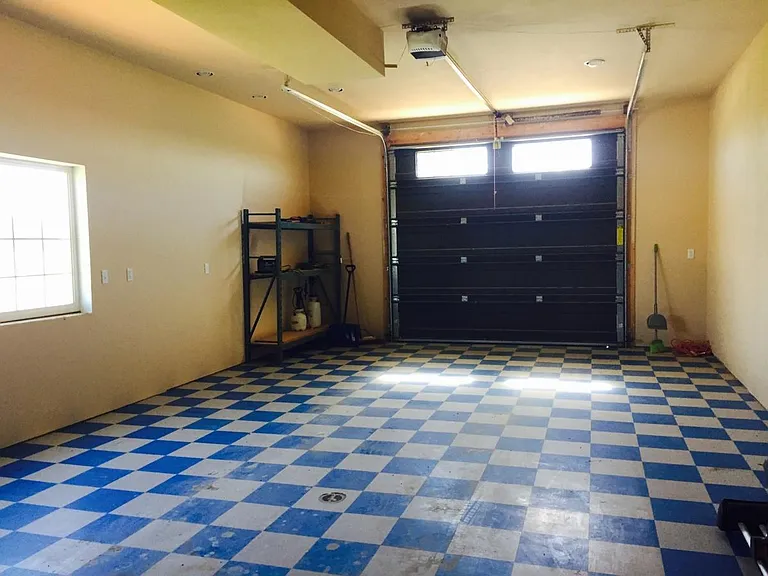 Oversized garage