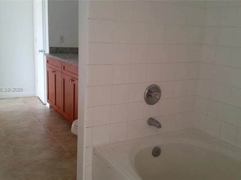131 SW 117th Ave #8205 — Photo 6