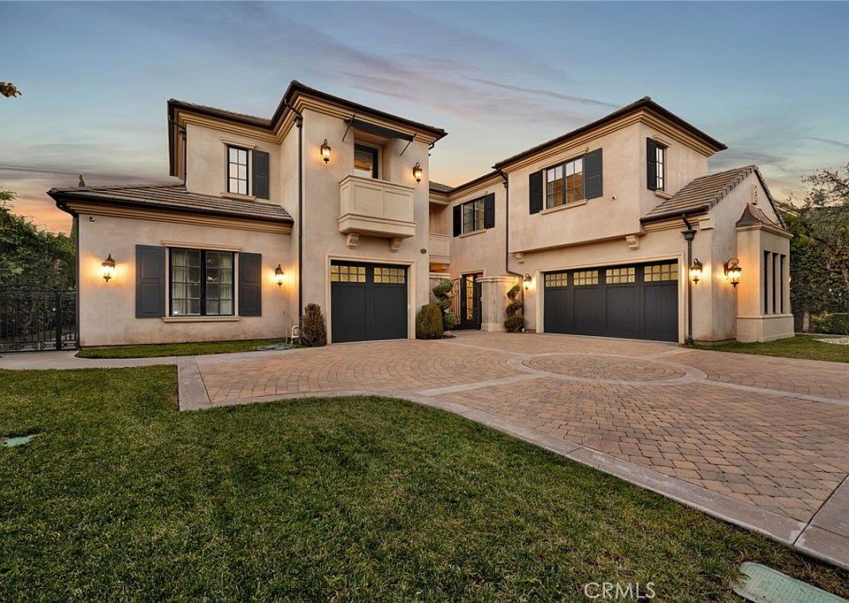 1st image of 175 W La Sierra Dr