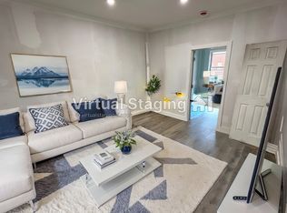 36-04 Ditmars Blvd #3, Astoria, NY 11105