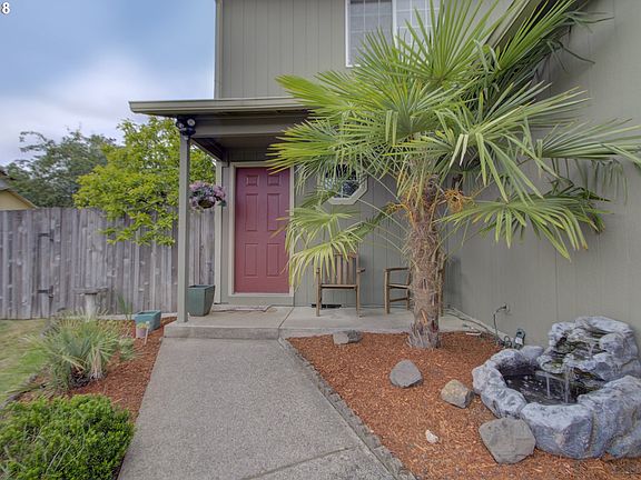 3rd image of 9109 NE 136th Ave
