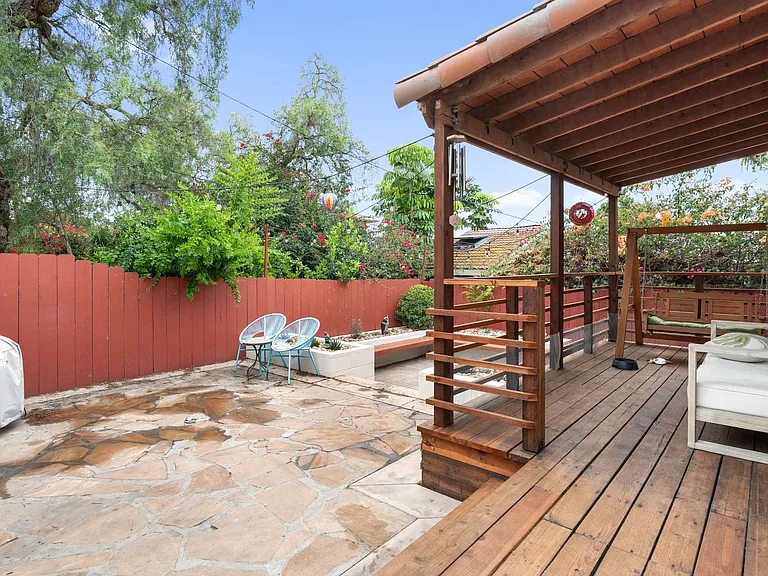 2615 Myrtle Ave — Photo 36
