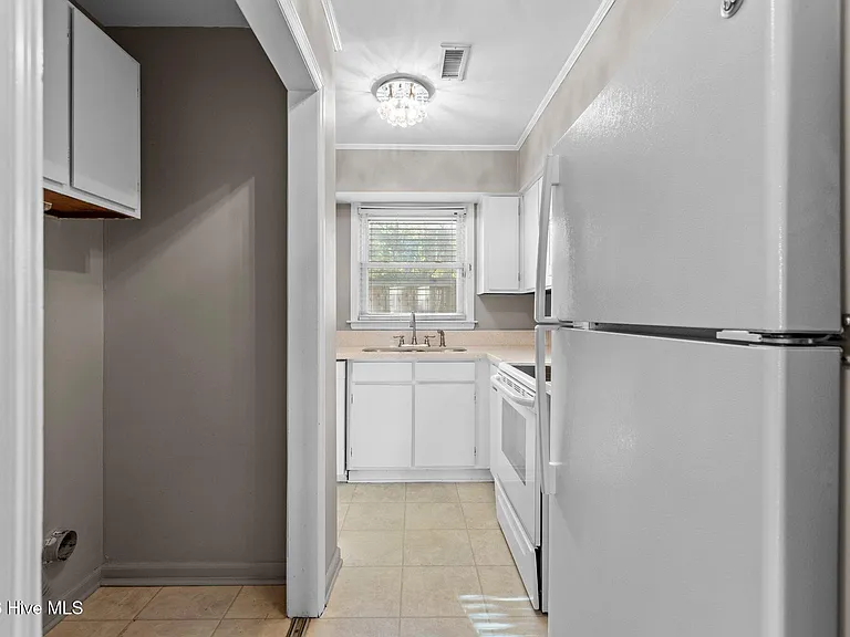 101 David Dr #B15 — Photo 15