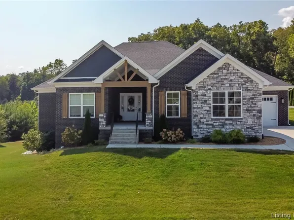 6003 Bangtail Canyon, Sellersburg, IN 47172