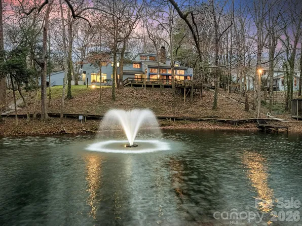 5101 Gorham Dr, Charlotte, NC 28226