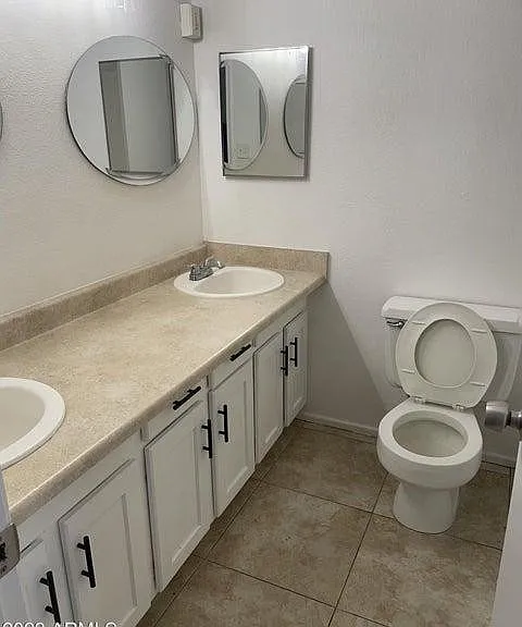 1242 W Carla Vista Dr — Photo 9
