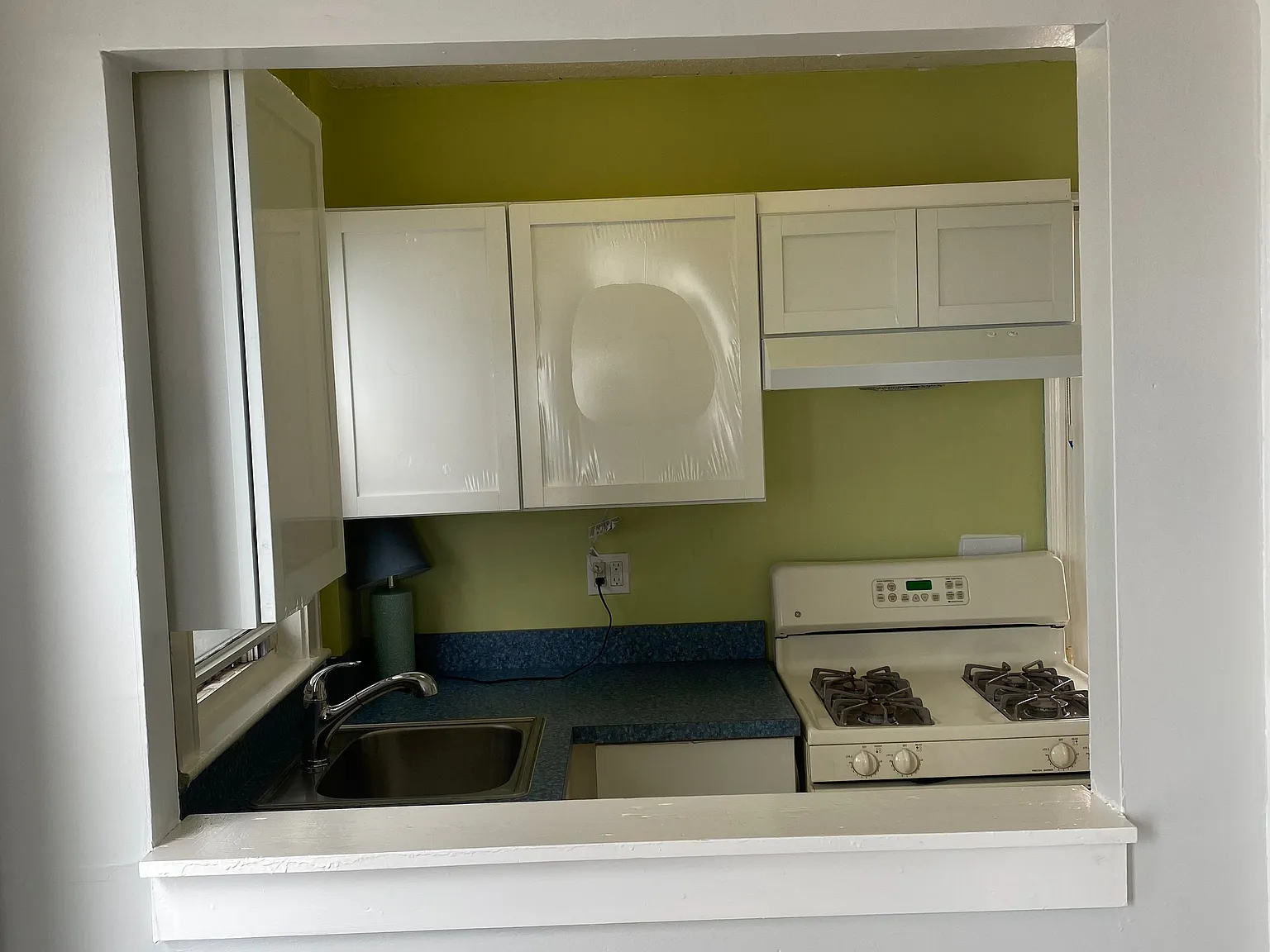 Studio, 400 sqft, $1,850 — Photo 3