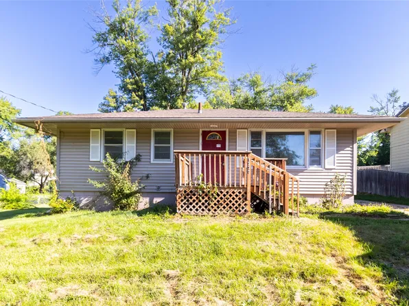 1225 Amos Ave, Des Moines, IA 50315