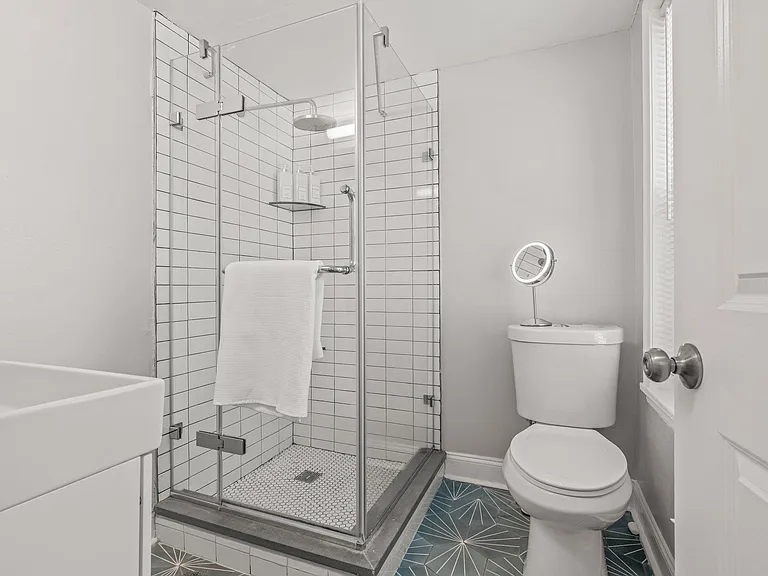 1122 O'Neil St — Photo 19