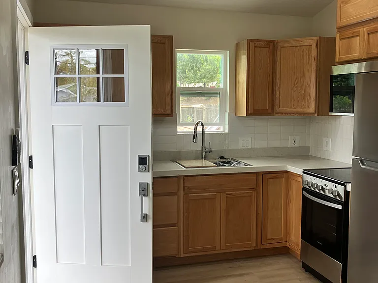 303 Durian St #2 — Photo 3