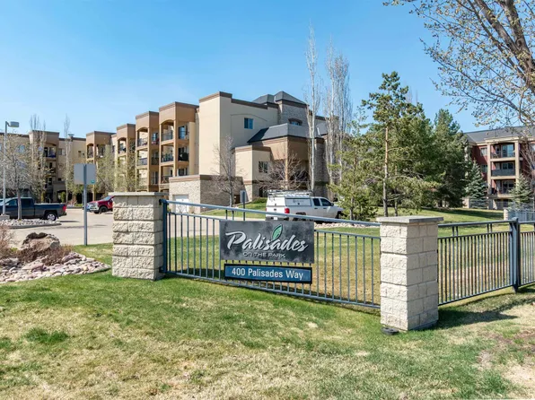 400 Palisades Way #321, Strathcona County, AB T8H 0H4