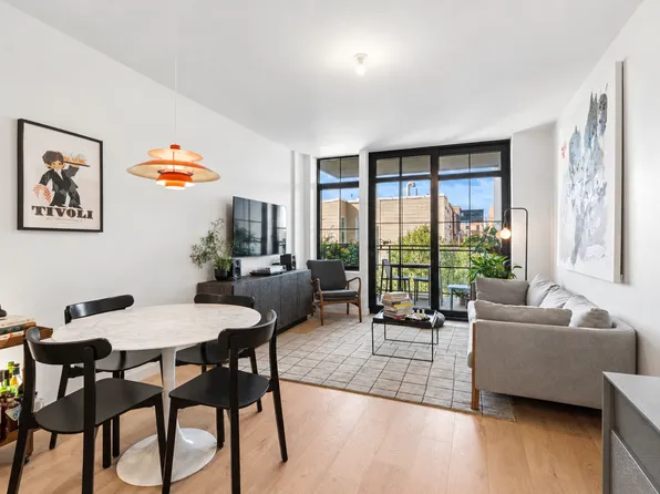 173 Mc Guinness Boulevard image 1 of 10